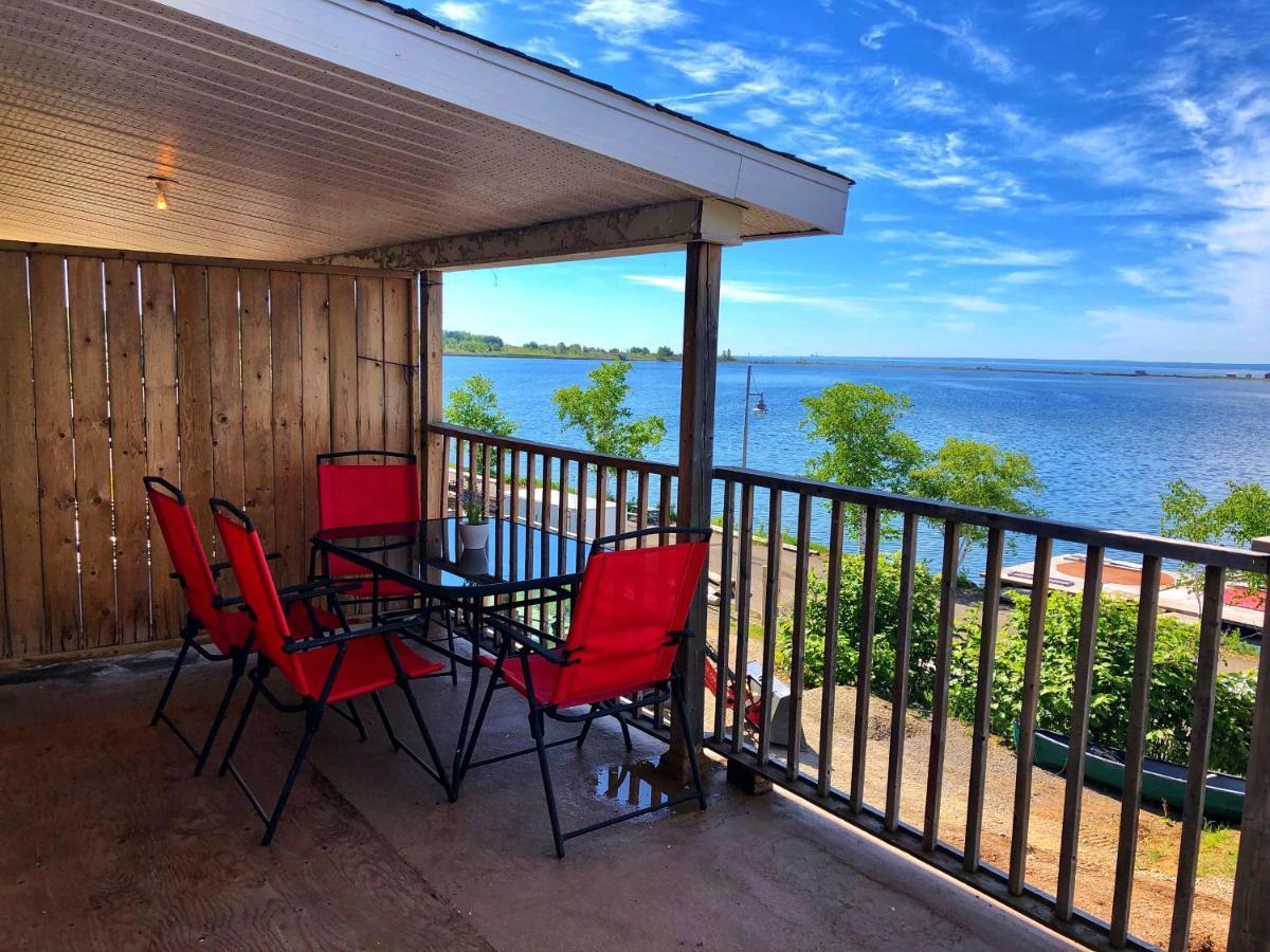 Aux 4 Vents - Auberg'Inn Carleton-sur-Mer Exteriör bild
