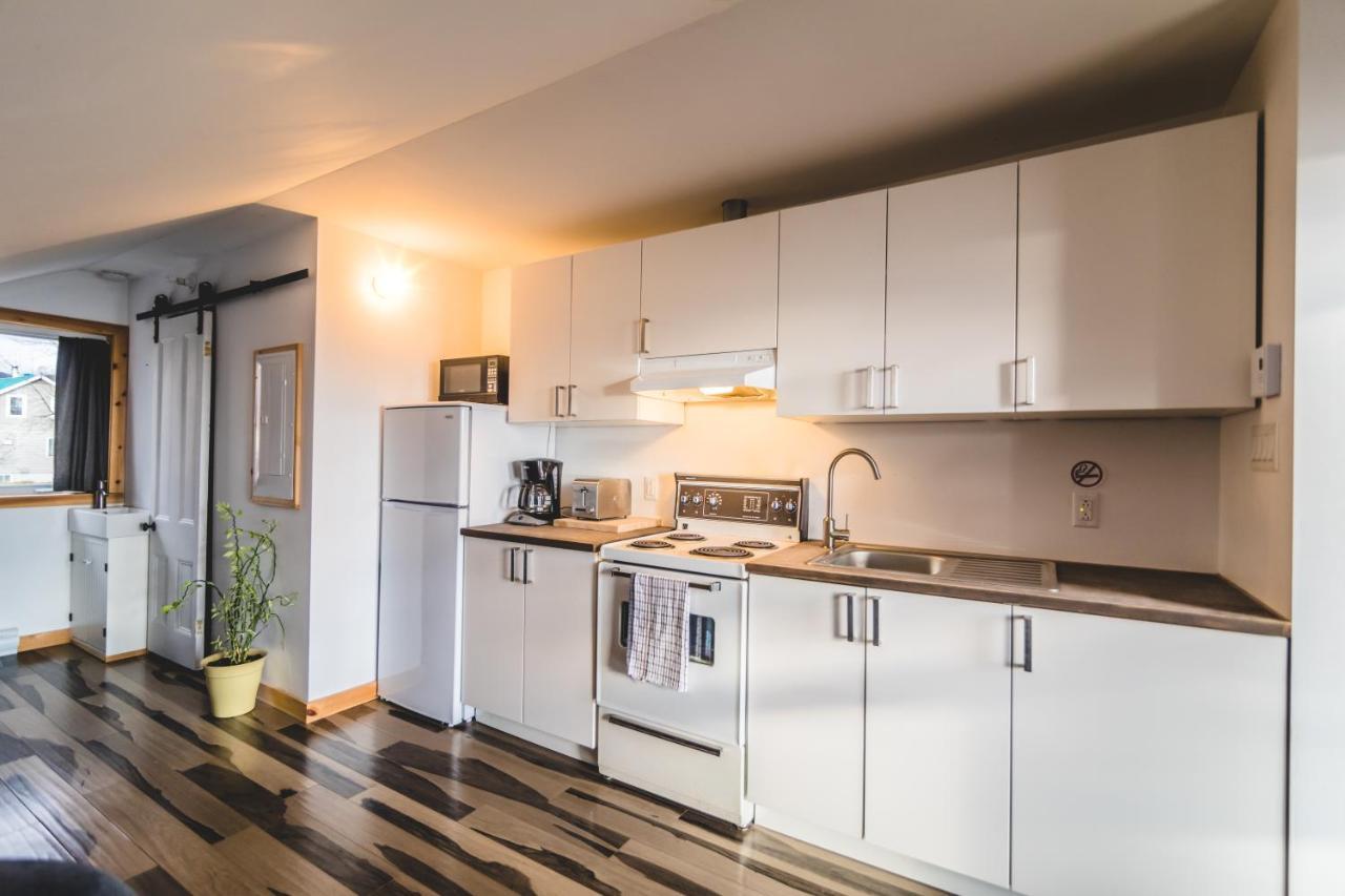 Aux 4 Vents - Auberg'Inn Carleton-sur-Mer Exteriör bild